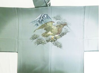 Kimono underwear hand printed hawk and pine fruits desin green