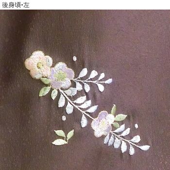 洗える着物 付下げ 刺繍 葡萄色地辻が花 光触媒消臭　後身頃・左